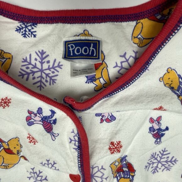 VTG 1998 Winnie the Pooh Nightshirt Winter Long Sleeve Pooh & Piglet Sz. Medium - Picture 6 of 13